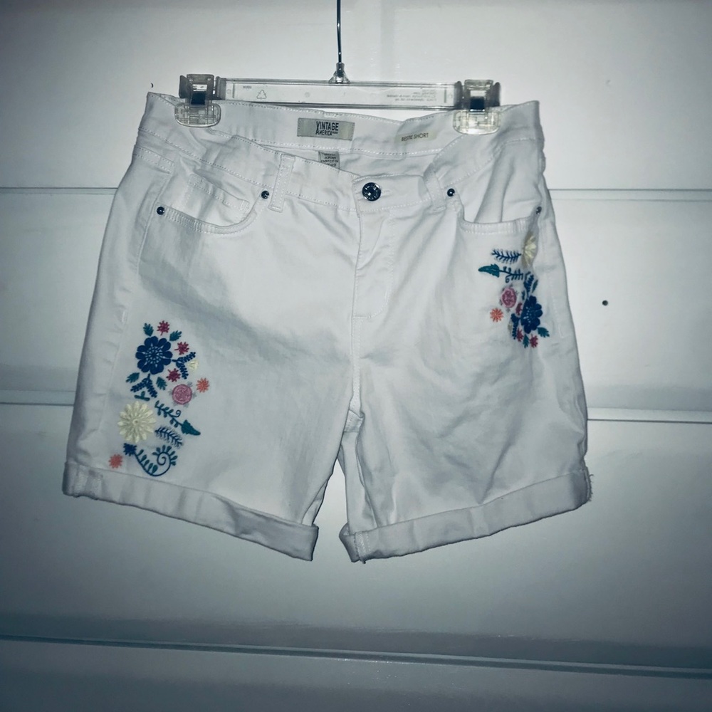 Vintage America Shorts